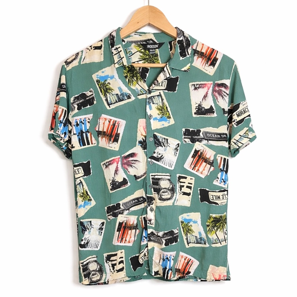 Boys XXL Short Sleeve Button Down Summer Vacation Graphic Print Shirt